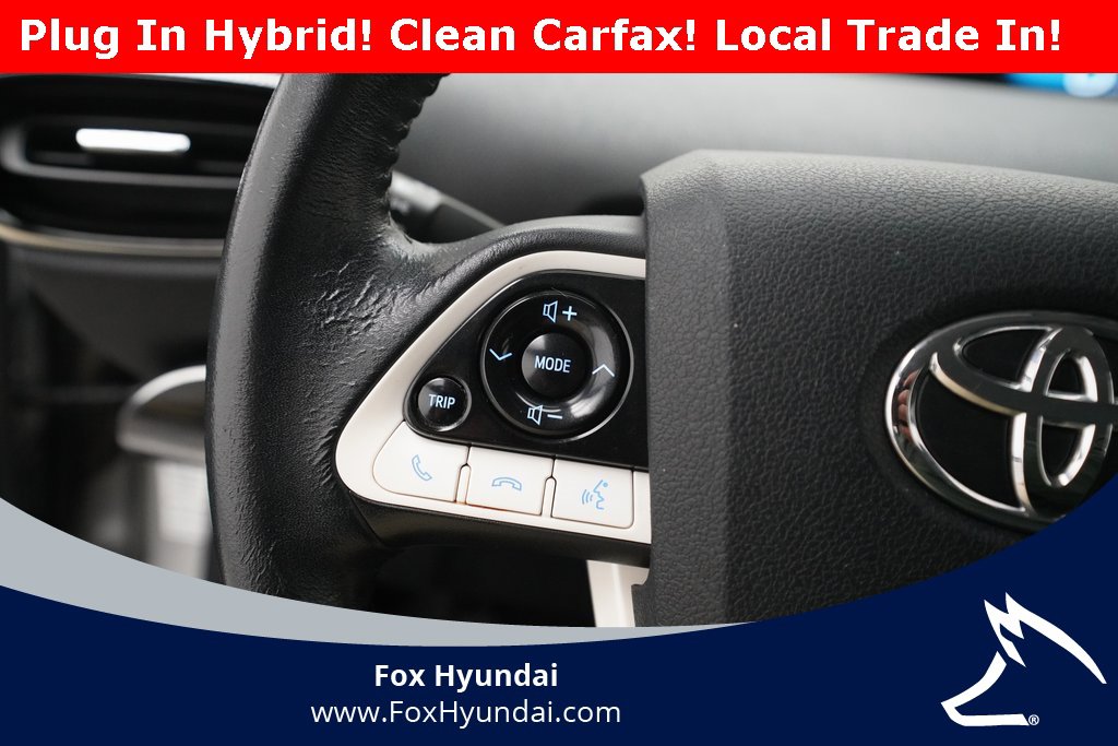 Used 2017 Toyota Prius Prime Premium image 17