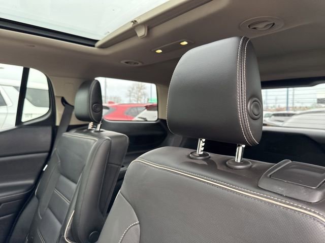 Used 2017 GMC Acadia Denali w/ Technology Package image 7