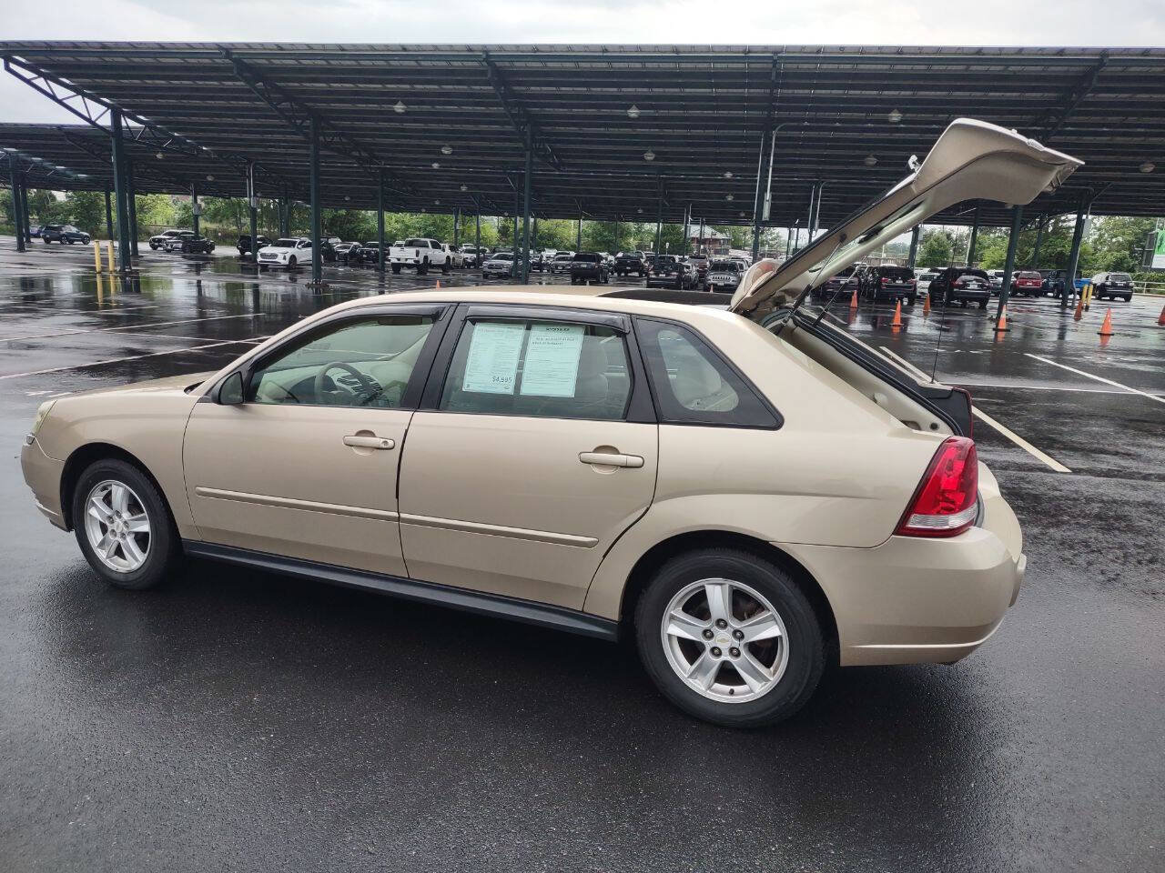 Used 2005 Chevrolet Malibu LS FWD image 8