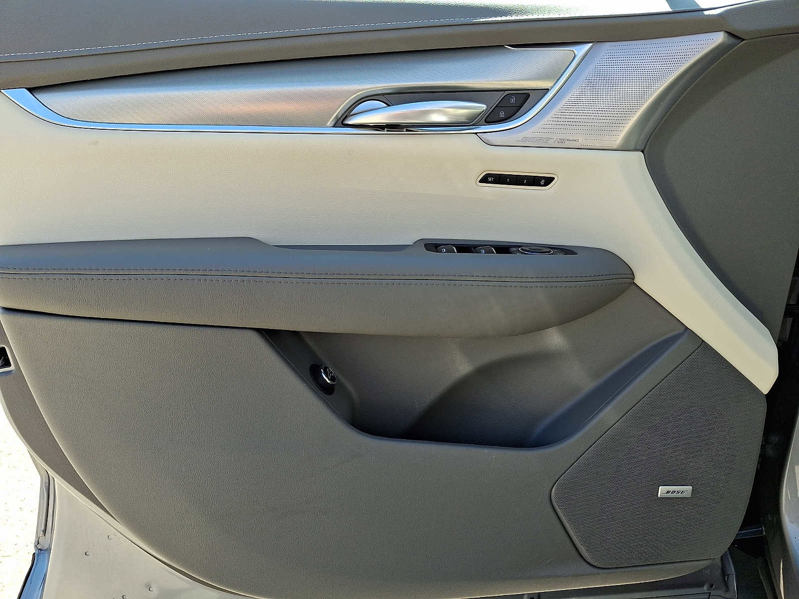 Certified 2024 Cadillac XT5 Premium Luxury image 15