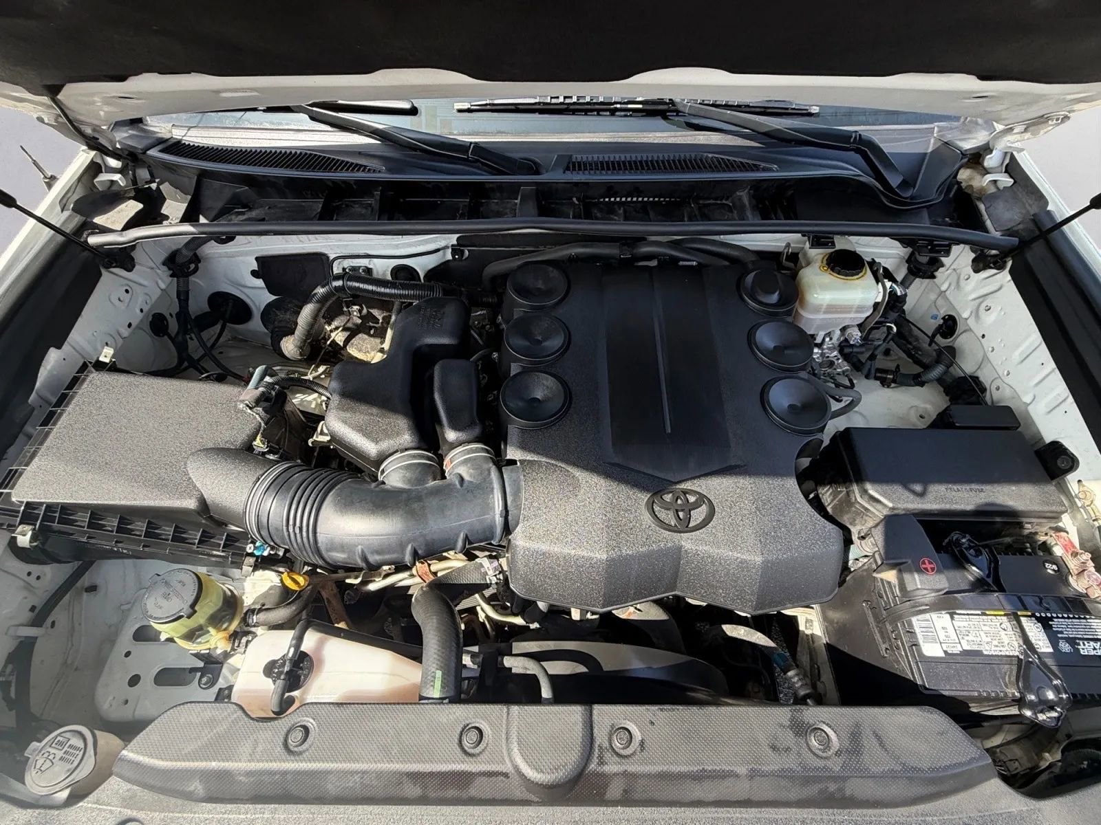 Used 2011 Toyota 4Runner Limited AWD/4WD image 37