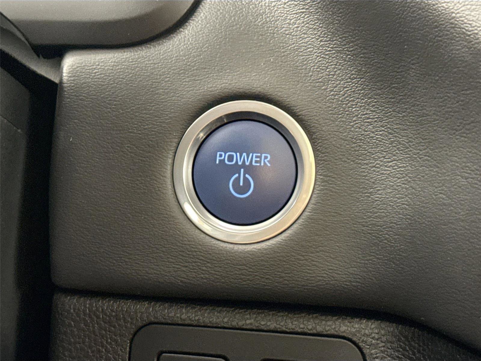 Used 2024 Toyota Tundra Platinum image 22