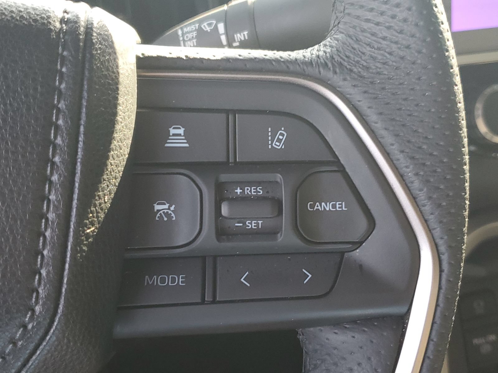 Certified 2025 Toyota Tundra Limited AWD/4WD image 23