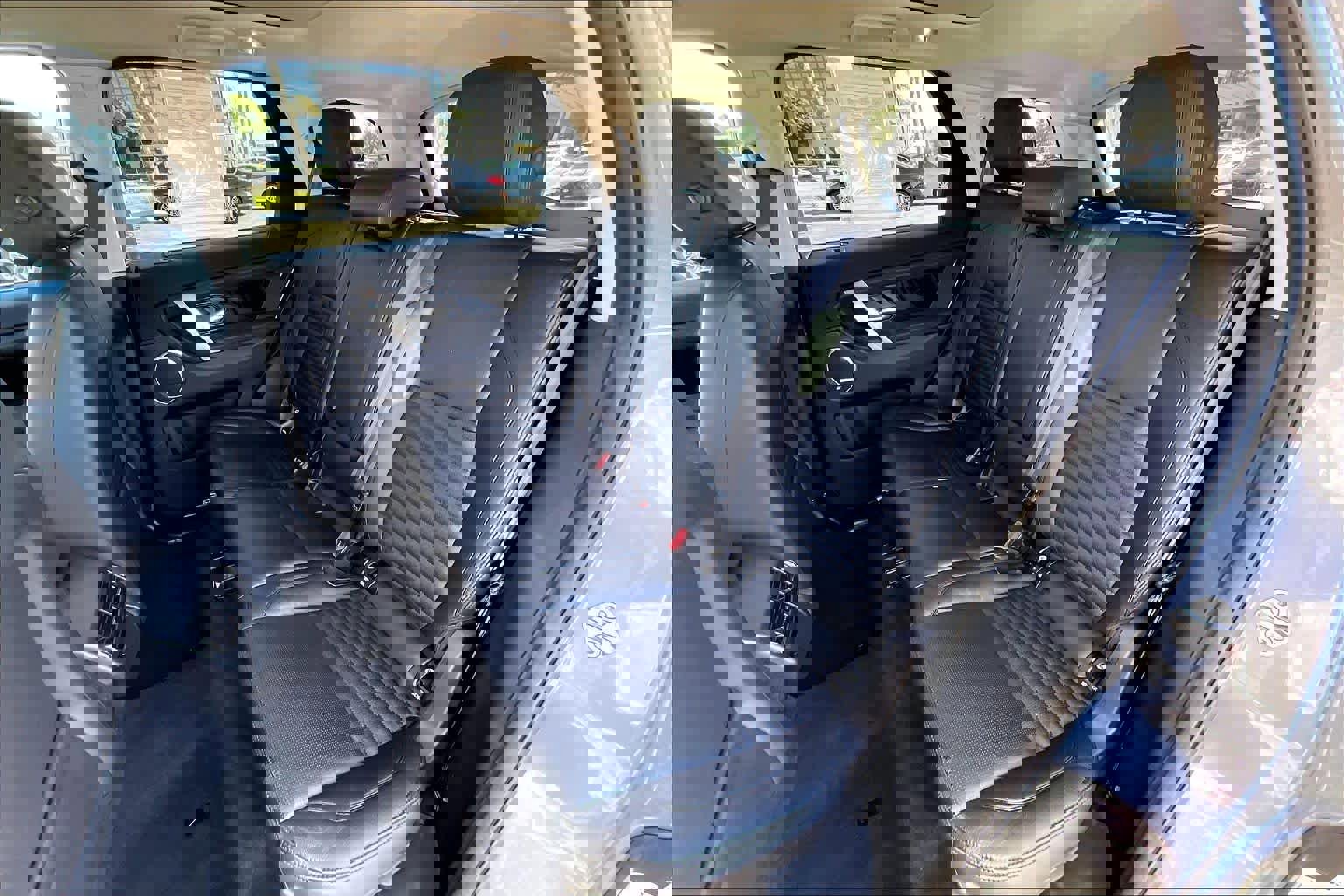 Used 2021 Land Rover Discovery Sport S image 18