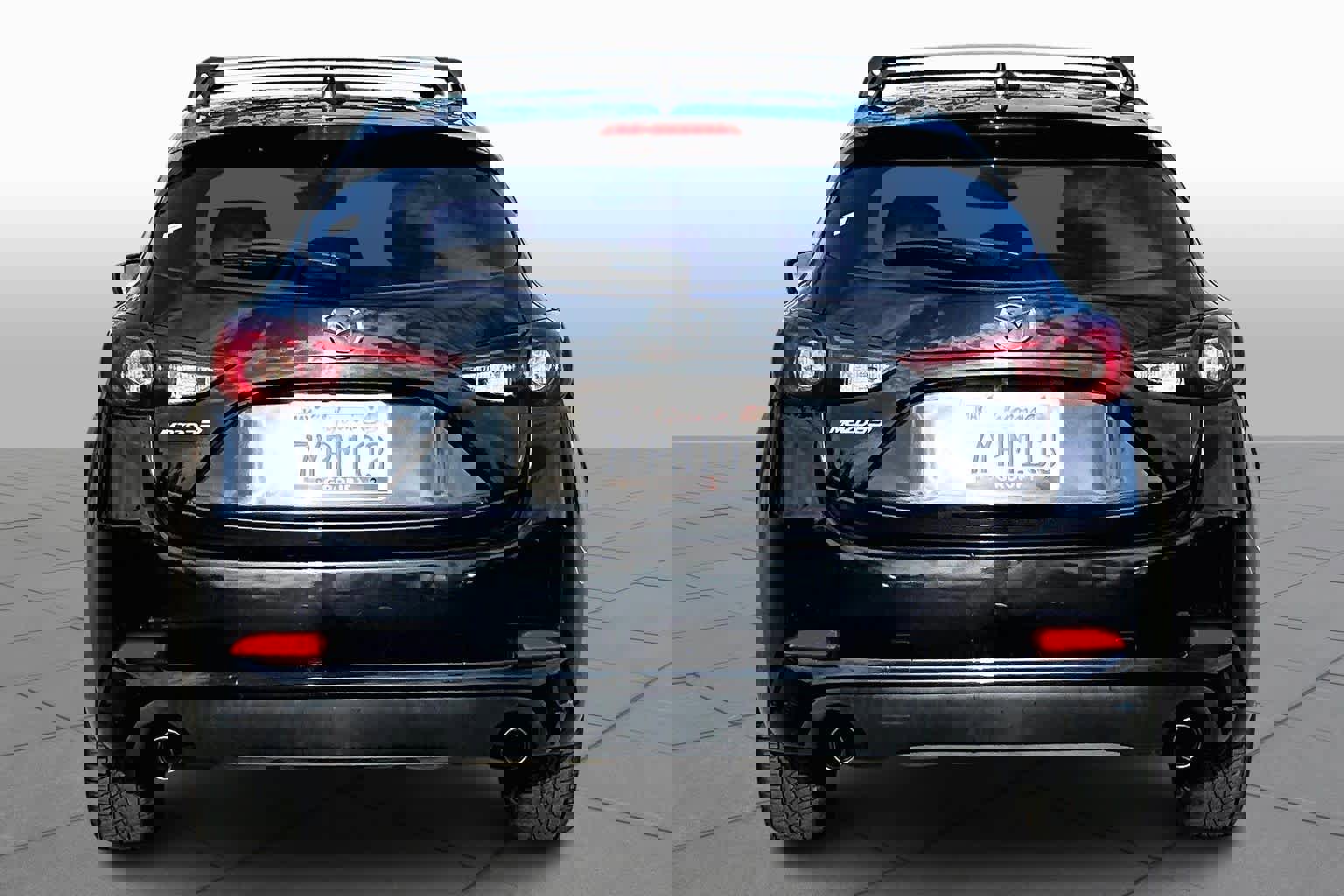 Used 2017 MAZDA MAZDA3 Touring image 5