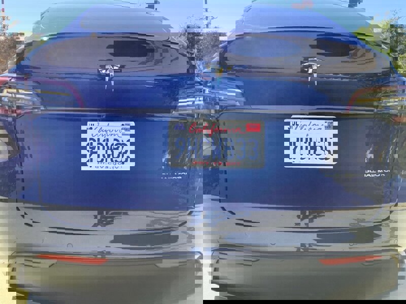 Used 2020 Tesla Model Y Long Range image 16