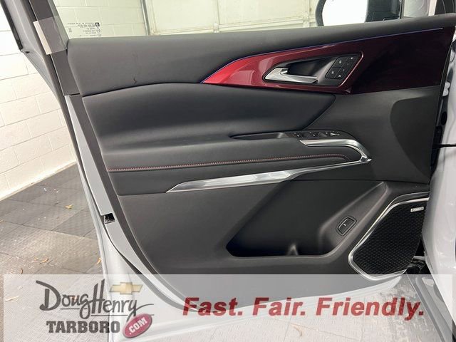 New 2026 Chevrolet Traverse RS w/ LPO, Floor Liner Package FWD image 27