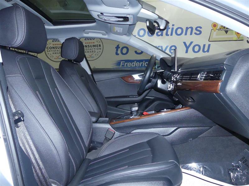 Used 2023 Audi A4 2.0T Premium w/ Convenience Package AWD/4WD image 8