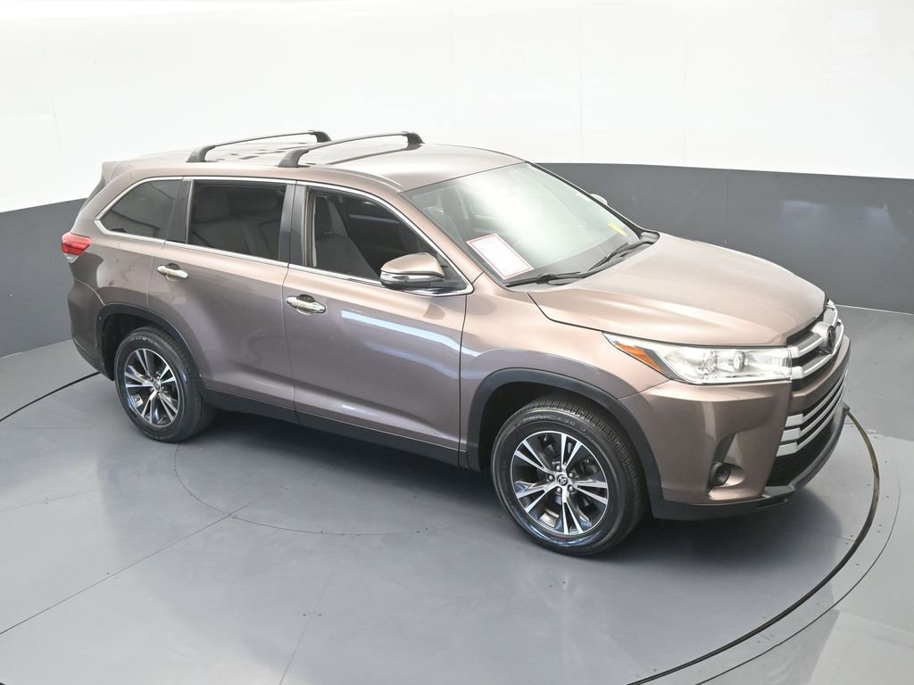 Used 2019 Toyota Highlander LE FWD image 51
