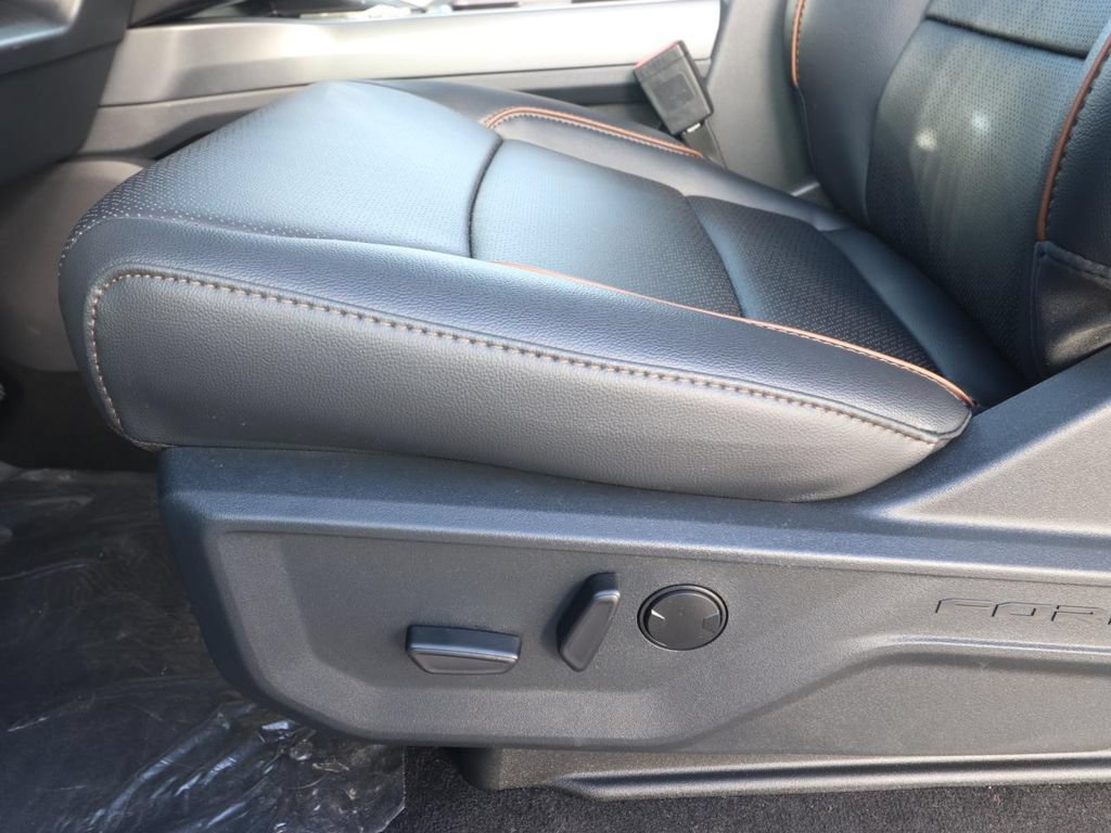 New 2026 Ford F250 4x4 Crew Cab Super Duty image 17