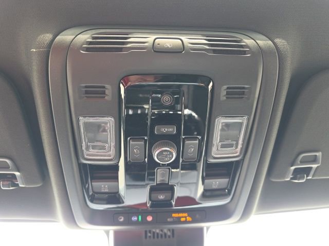 New 2026 GMC Yukon XL Denali w/ Denali Reserve Package AWD/4WD image 35