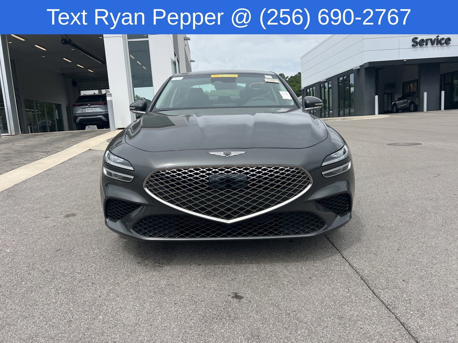 Used 2025 Genesis G70 2.5T RWD image 2
