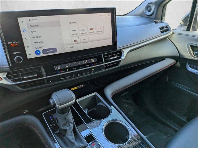 Used 2026 Toyota Sienna XSE AWD/4WD image 12
