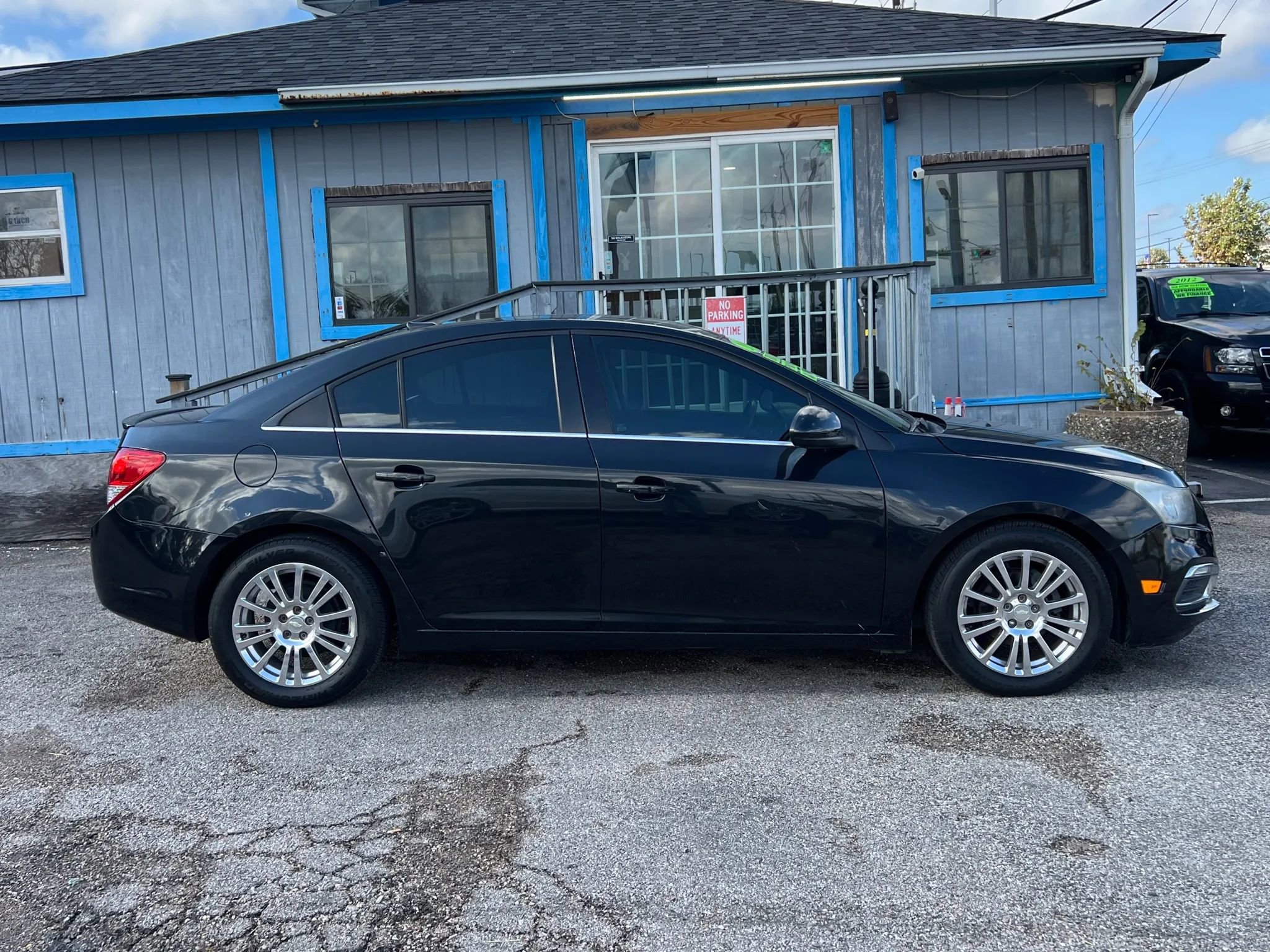 Used 2013 Chevrolet Cruze Eco w/ Enhanced Safety Package image 5