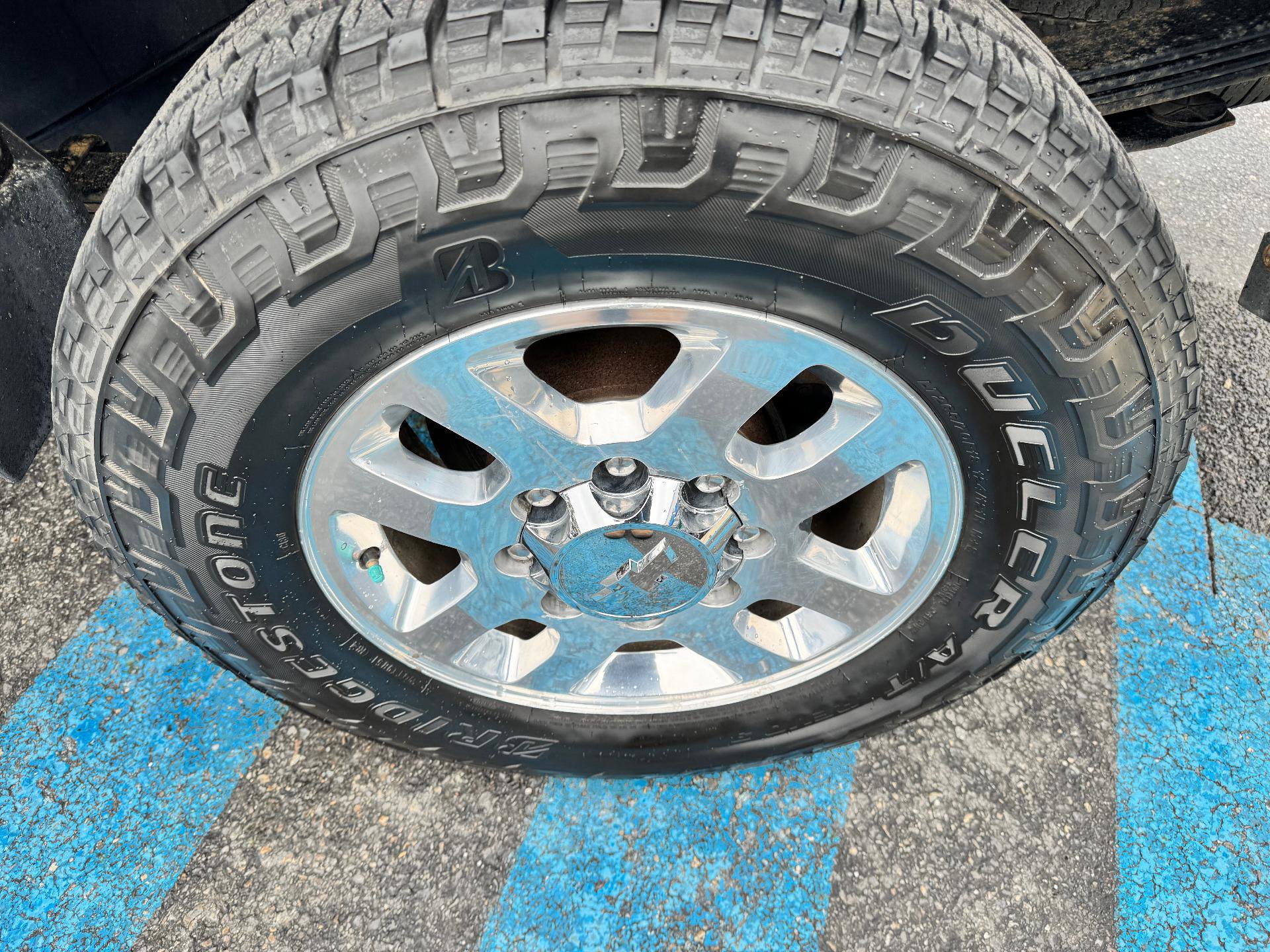 Used 2015 Chevrolet Silverado 2500 LTZ w/ LTZ Plus Package image 38