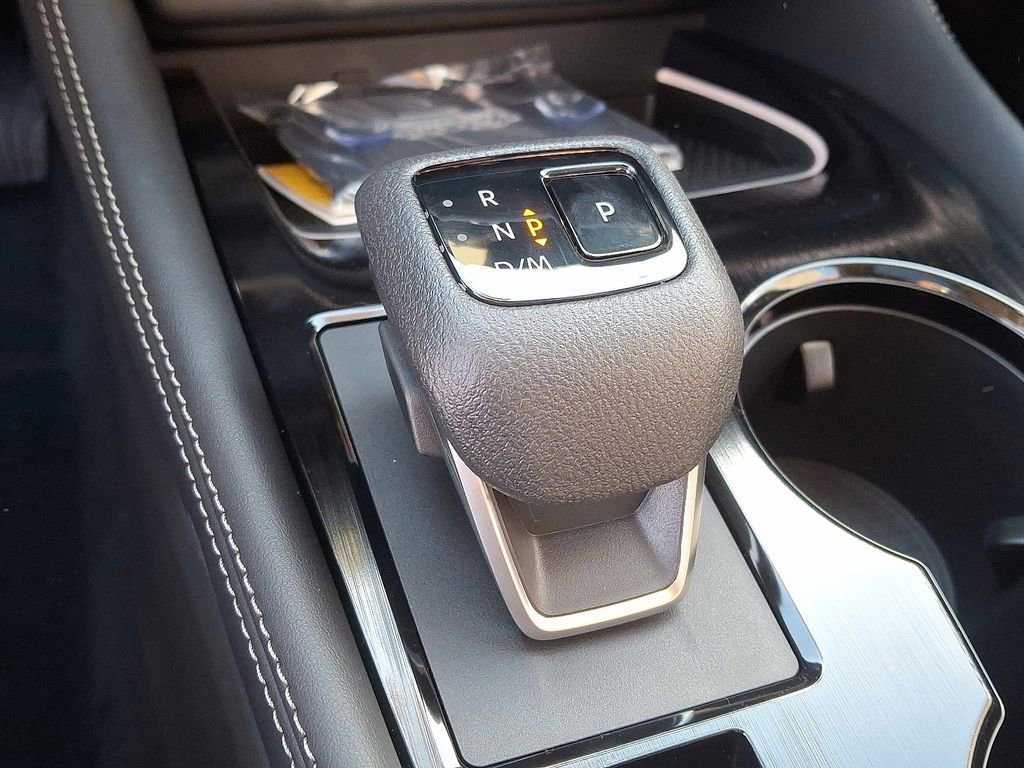 New 2026 Nissan Rogue Platinum w/ Platinum Premium Package image 9
