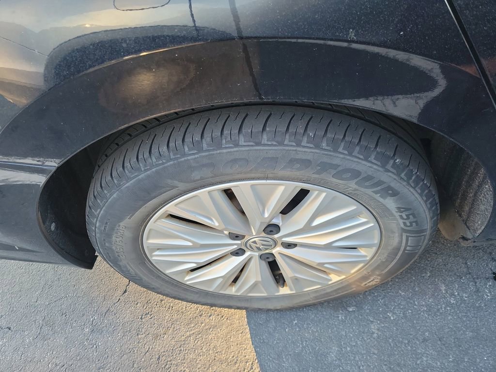 Used 2019 Volkswagen Jetta S image 11