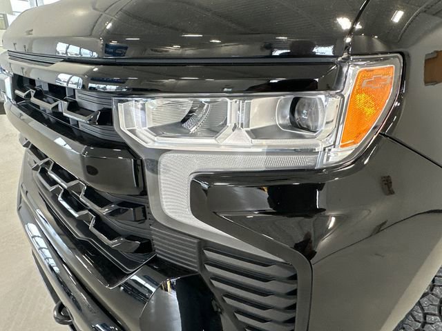 Used 2025 Chevrolet Silverado 1500 RST w/ Convenience Package II AWD/4WD image 11