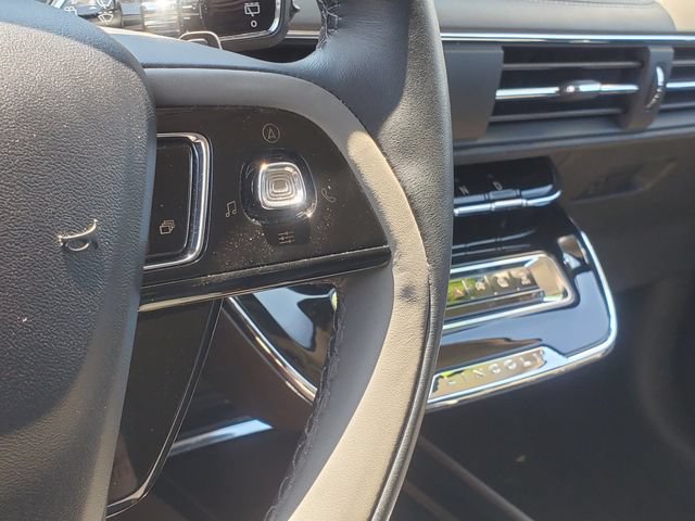 Certified 2023 Lincoln Corsair Reserve FWD image 16