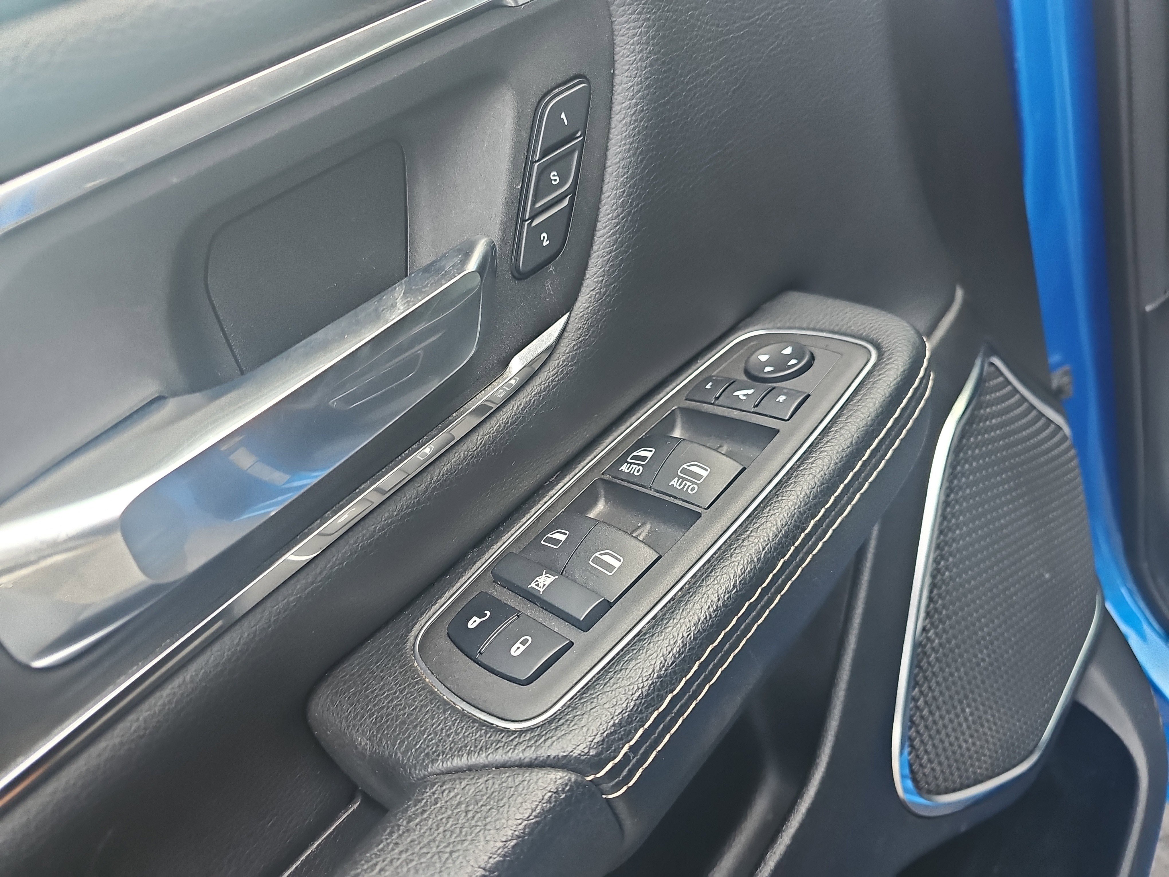 Used 2024 RAM 1500 Laramie image 16