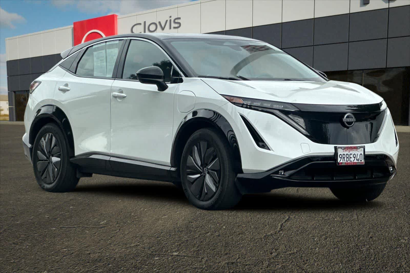 Certified 2024 Nissan Ariya FWD image 10