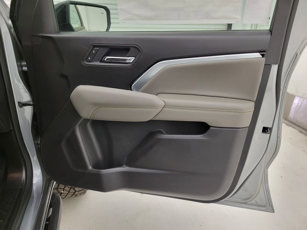 New 2026 Chevrolet Colorado ZR2 w/ Technology Package image 40