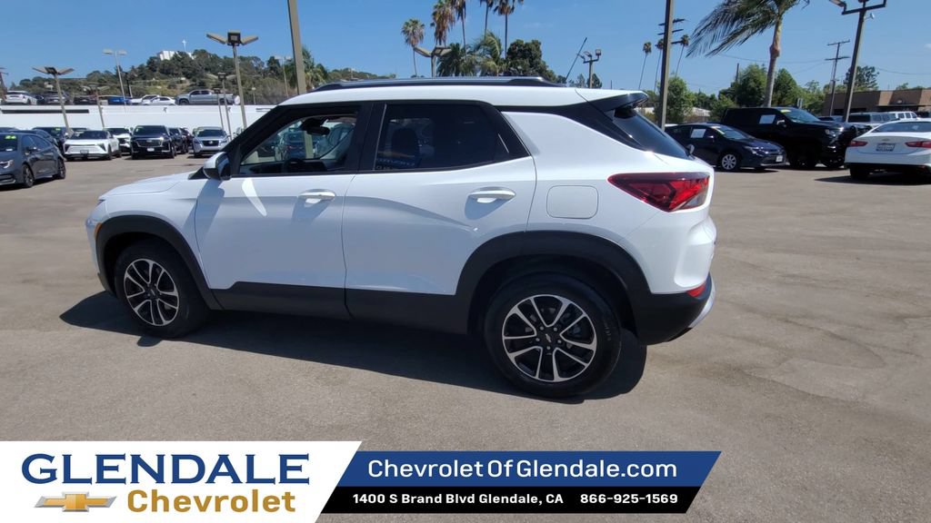 Used 2025 Chevrolet TrailBlazer LT FWD image 6