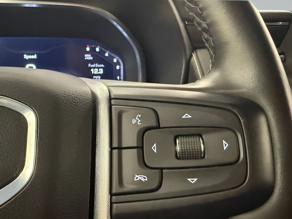 Used 2024 GMC Yukon SLT AWD/4WD image 21