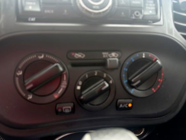 Used 2013 Nissan Juke S image 14