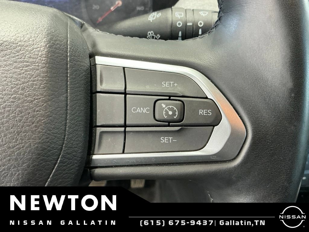 Used 2022 Jeep Compass Latitude AWD/4WD image 32