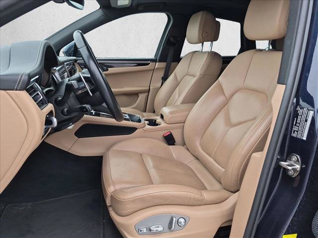 Used 2023 Porsche Macan S AWD/4WD image 14