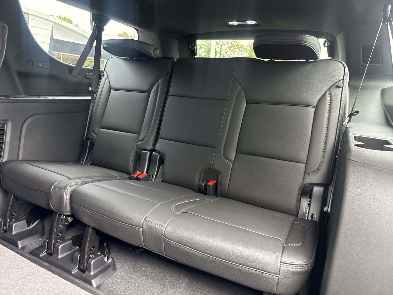 New 2026 GMC Yukon XL Denali w/ LPO, Floor Liner Package AWD/4WD image 18