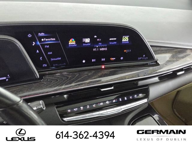 Used 2023 Cadillac Escalade Premium Luxury AWD/4WD image 24
