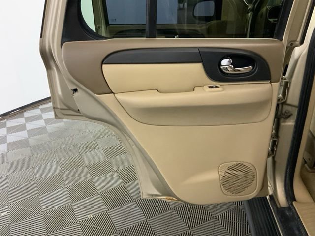Used 2004 GMC Envoy SLE AWD/4WD image 31