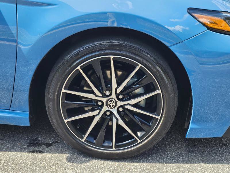Used 2023 Toyota Camry SE FWD image 16