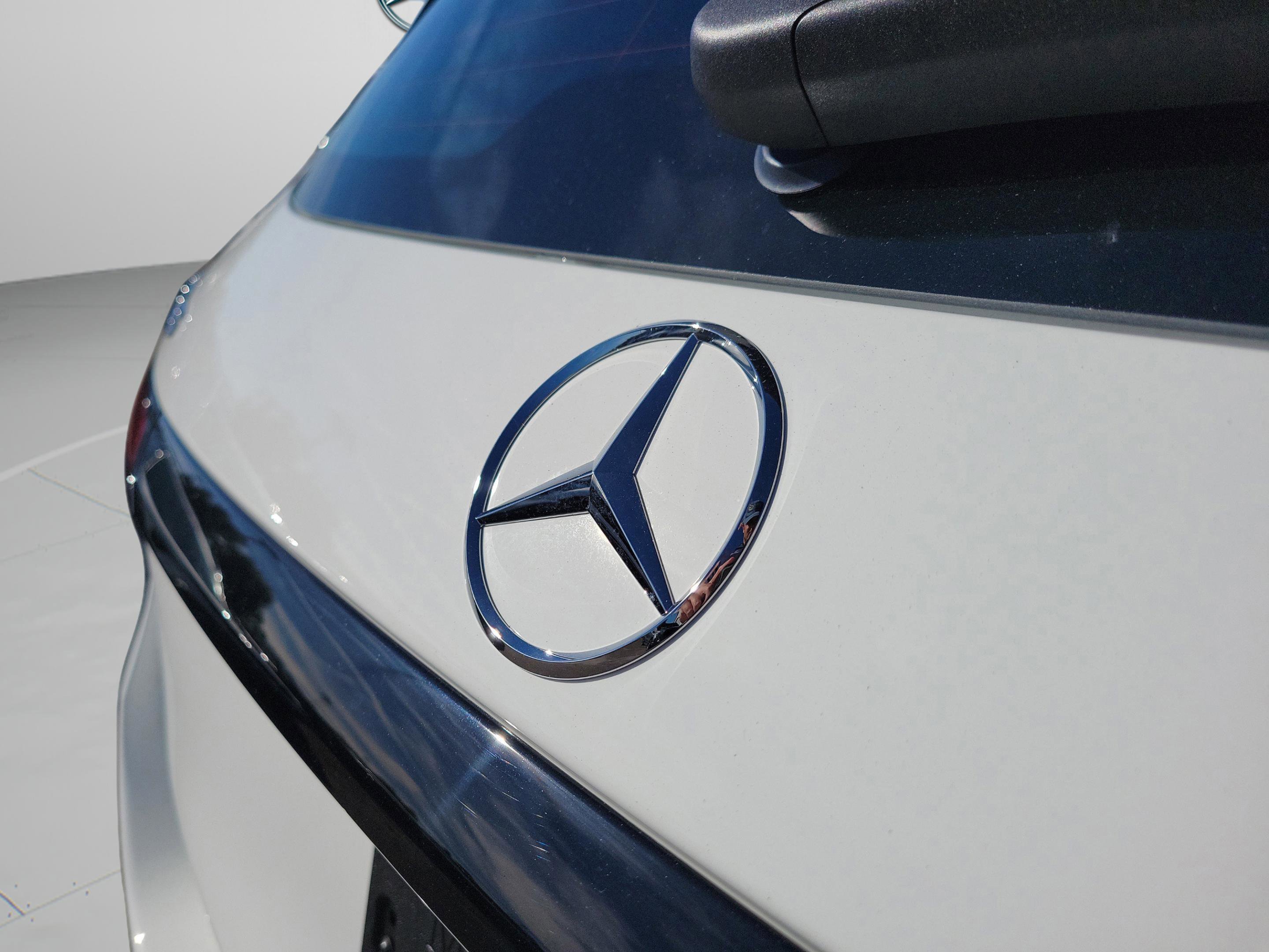 New 2026 Mercedes-Benz GLC 43 AMG 4MATIC image 32