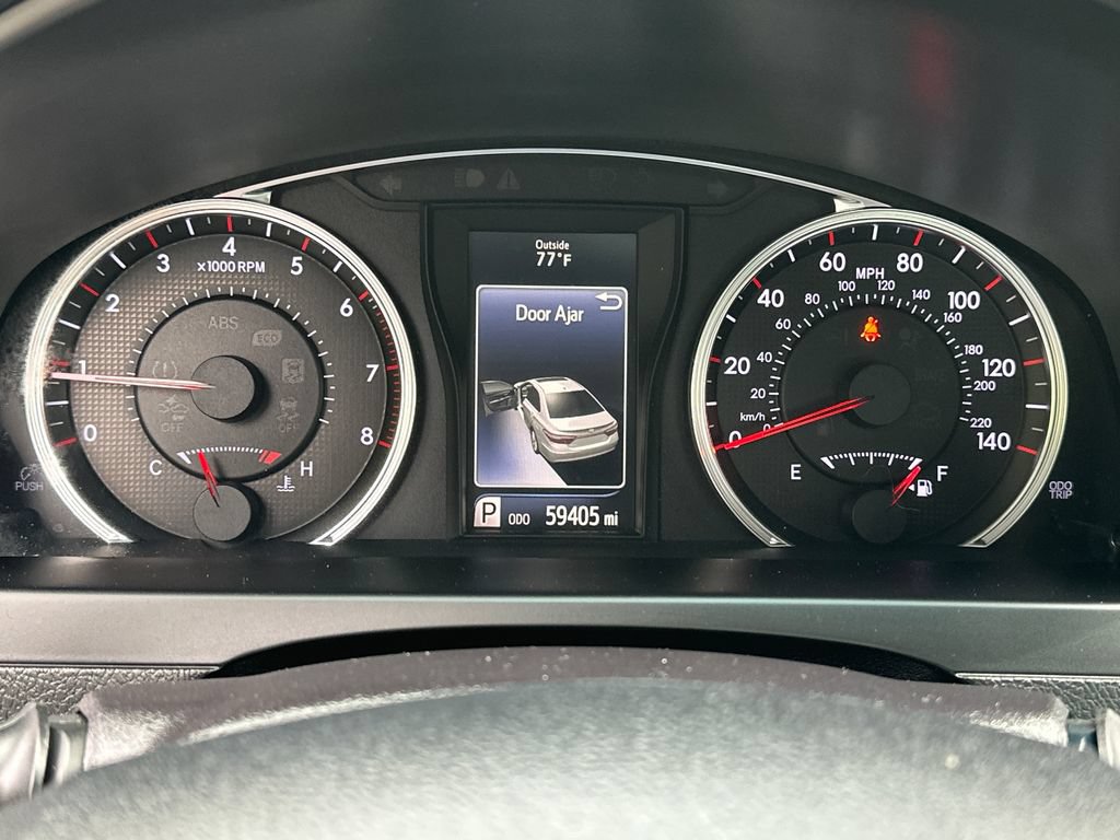 Used 2017 Toyota Camry SE FWD image 9