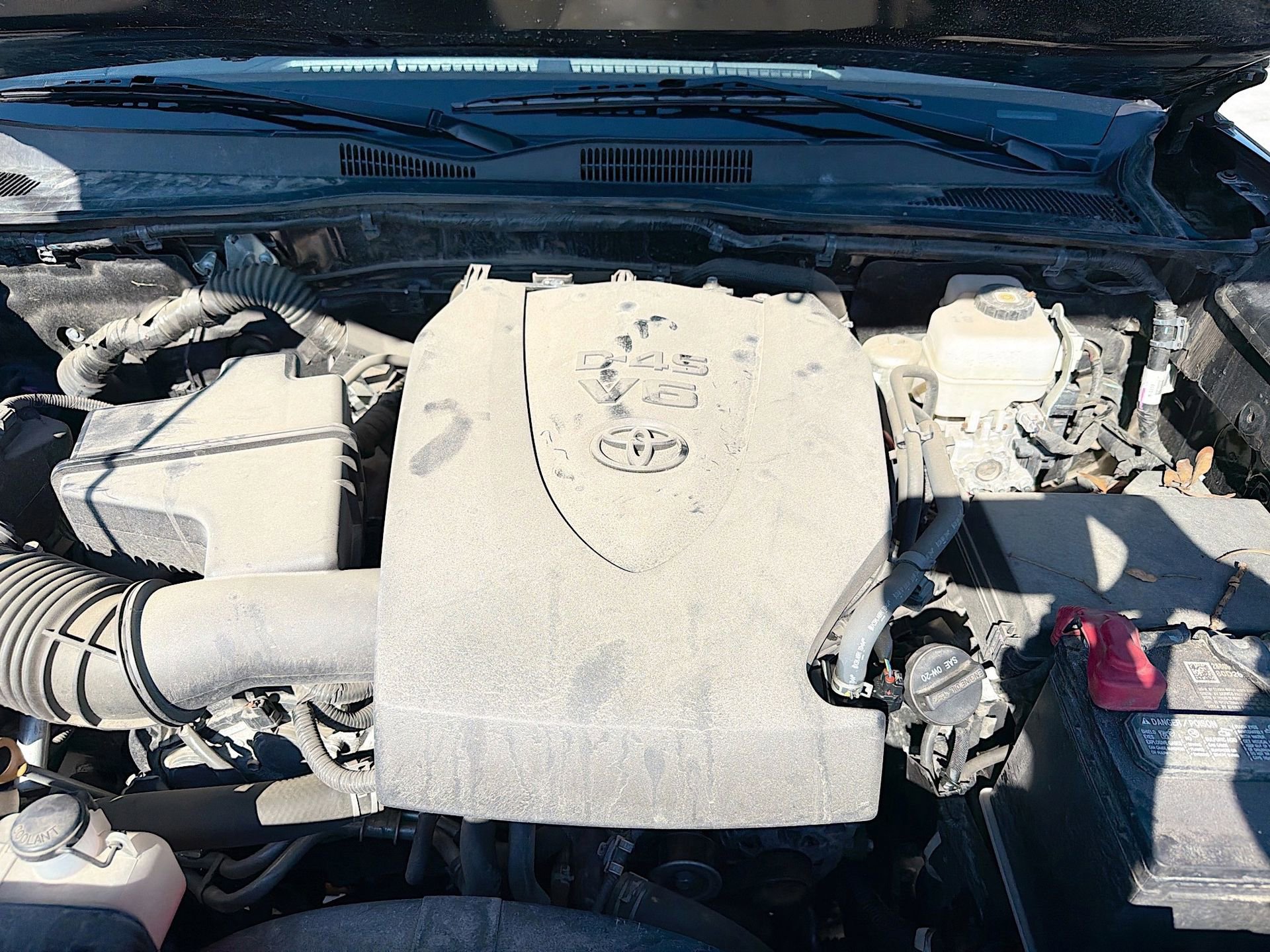 Used 2023 Toyota Tacoma TRD Off-Road w/ Technology Package image 29