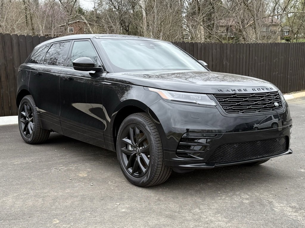 New 2025 Land Rover Range Rover Velar Dynamic SE image 8