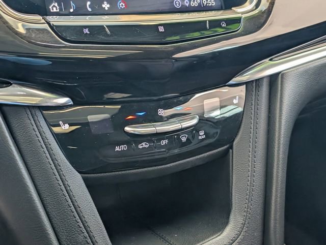 Used 2020 Cadillac XT6 Premium Luxury image 22