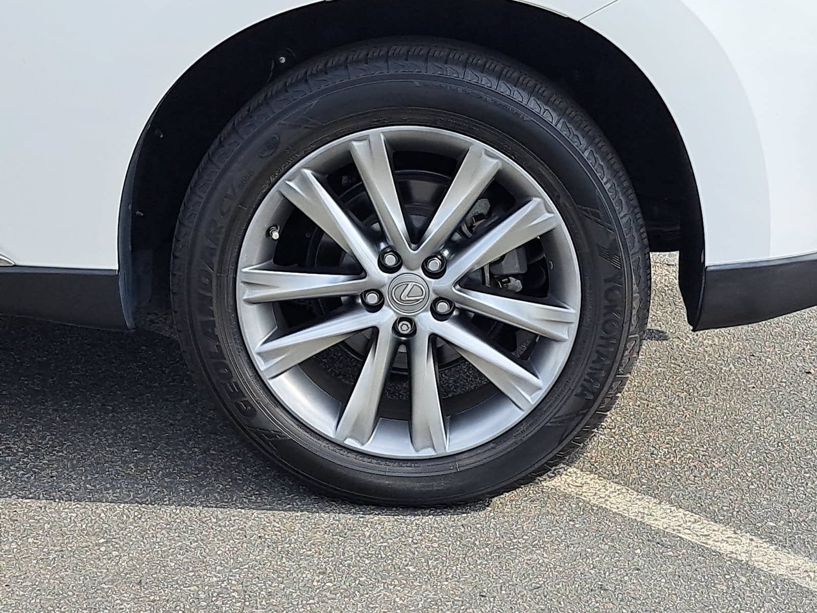 Used 2014 Lexus RX 450h AWD image 36
