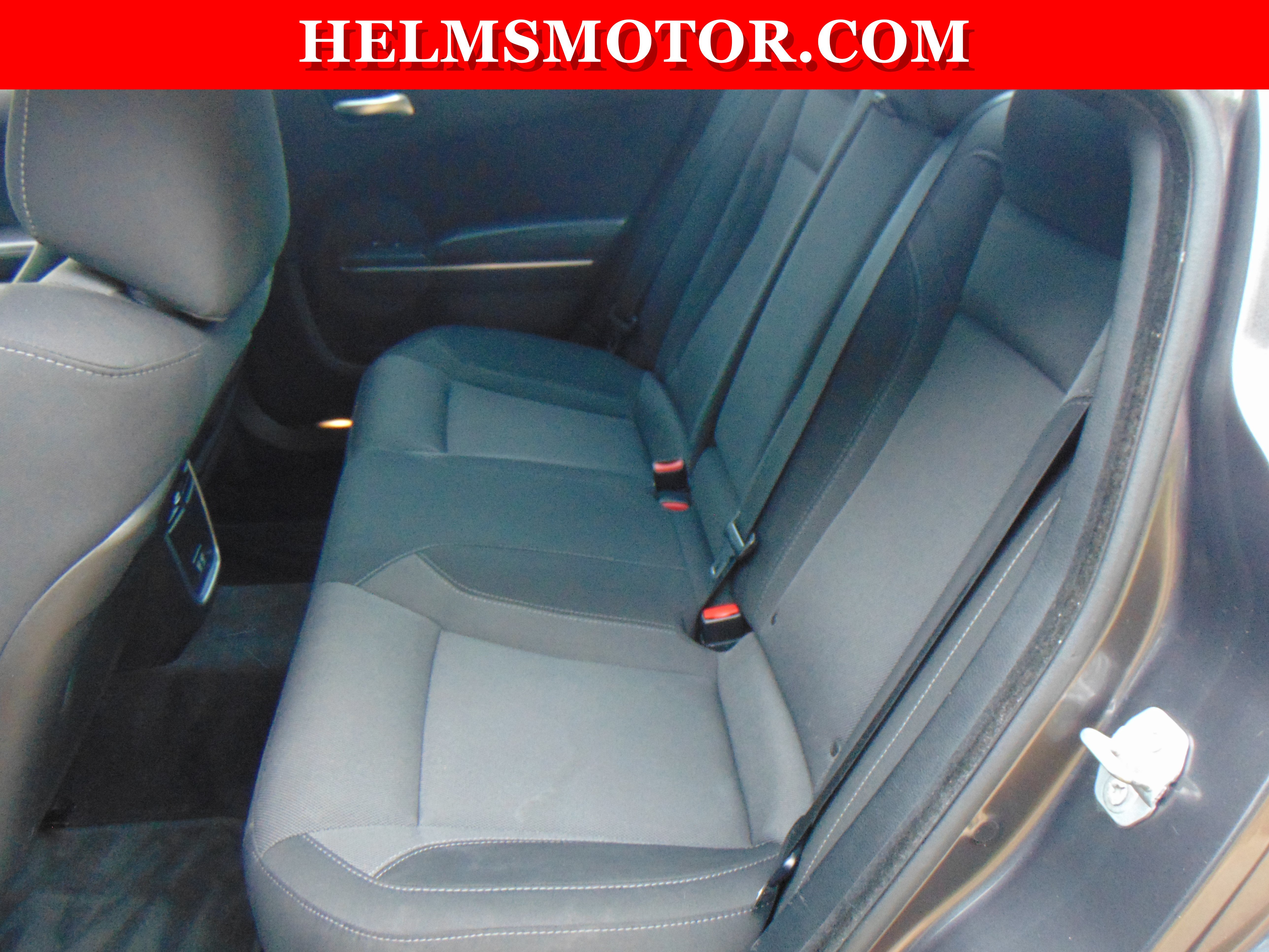 Used 2015 Dodge Charger SXT RWD image 38