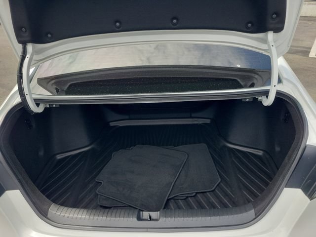 Certified 2025 Honda Accord SE image 8