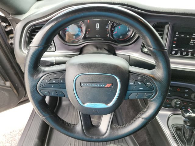 Used 2018 Dodge Challenger R/T w/ Blacktop Package RWD image 29