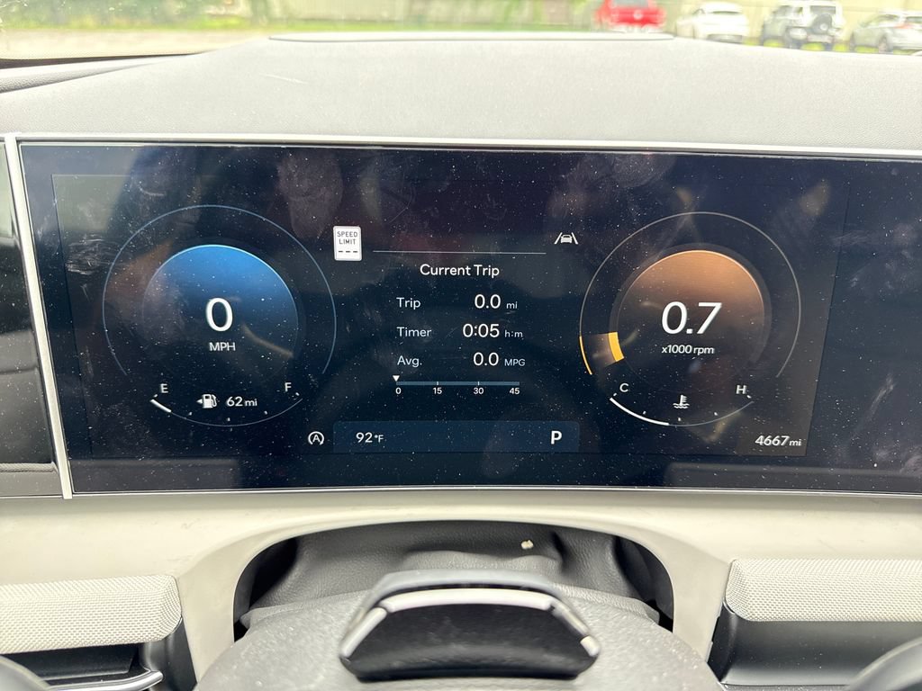 Used 2025 Hyundai Tucson Limited FWD image 36