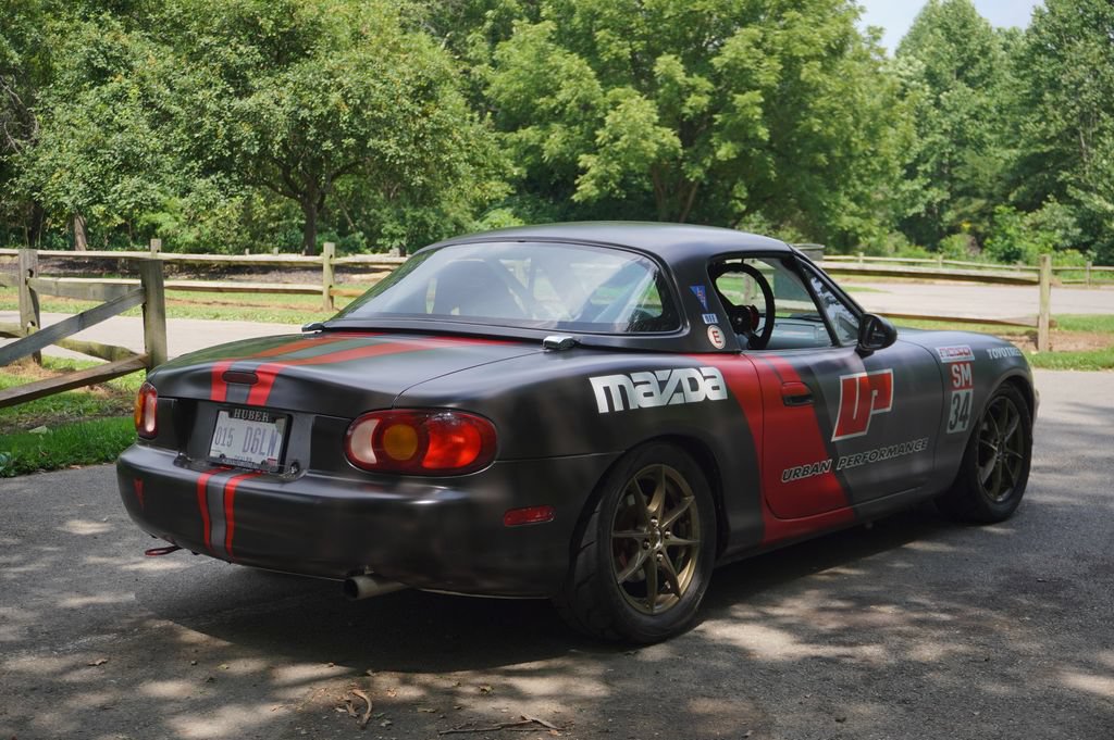 Used 1999 MAZDA MX-5 Miata RWD image 8