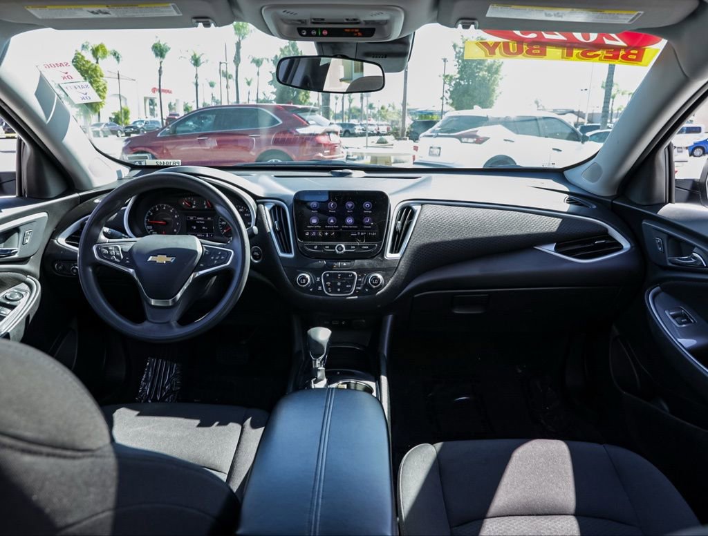 Used 2023 Chevrolet Malibu LT image 25