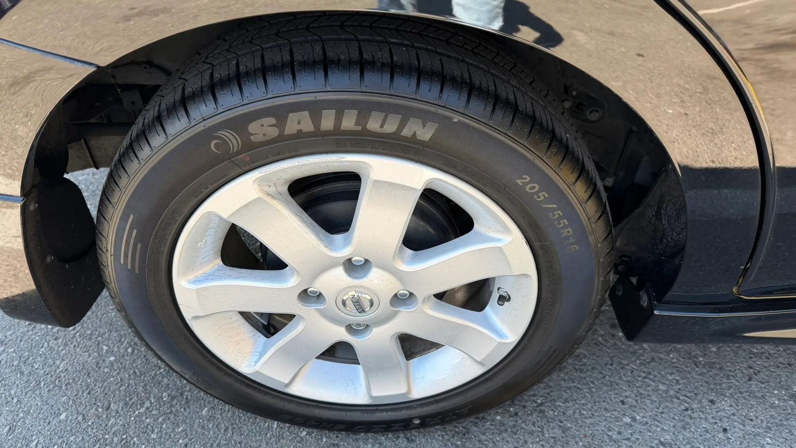 Used 2011 Nissan Sentra 2.0 SR w/ Convenience Pkg FWD image 21