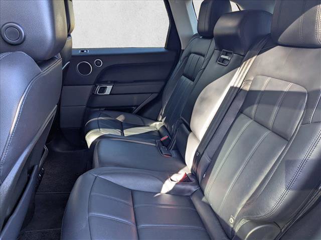 Used 2018 Land Rover Range Rover Sport SE image 12