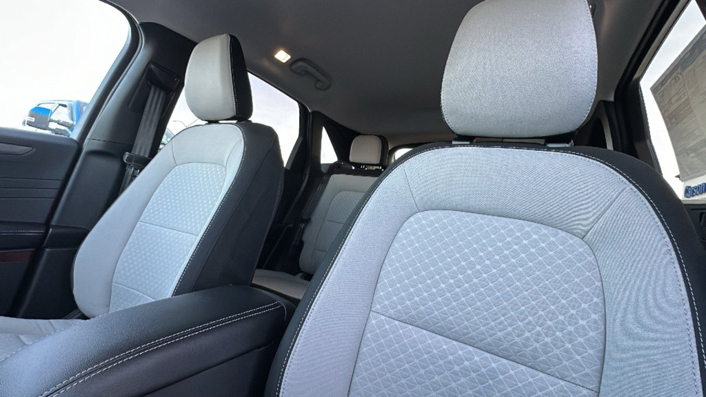 New 2026 Ford Escape Active AWD/4WD image 11